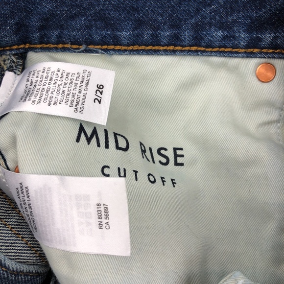 Lucky Brand Mid Rise Cut Off Jean Short - Picture 7 of 8
